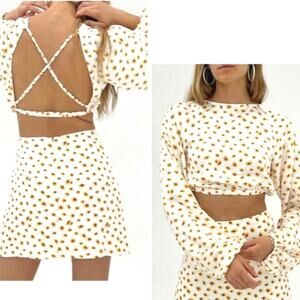 S WeWoreWhat Silky-feel Long Sleeve Crop Top